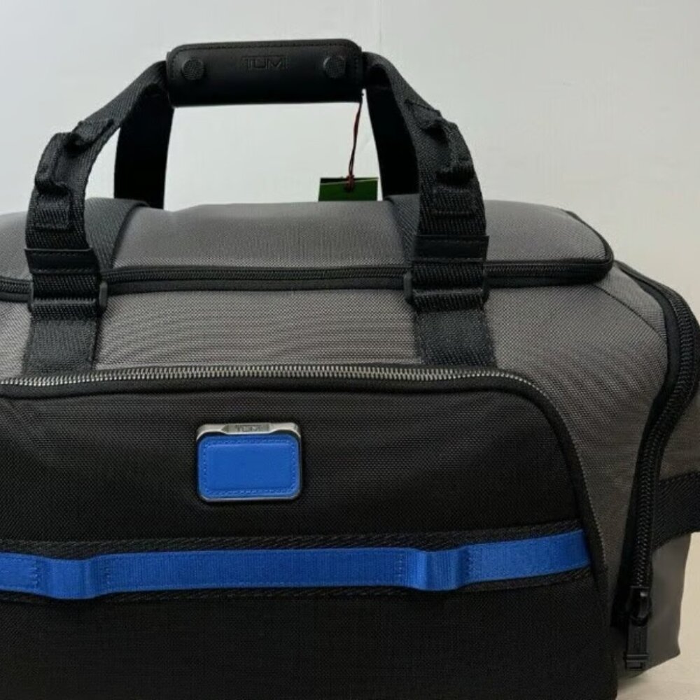 TUMI - Alpha Bravo Mason Duffel - Medium Travel Duffel Bag - NEW! - Picture 3 of 15